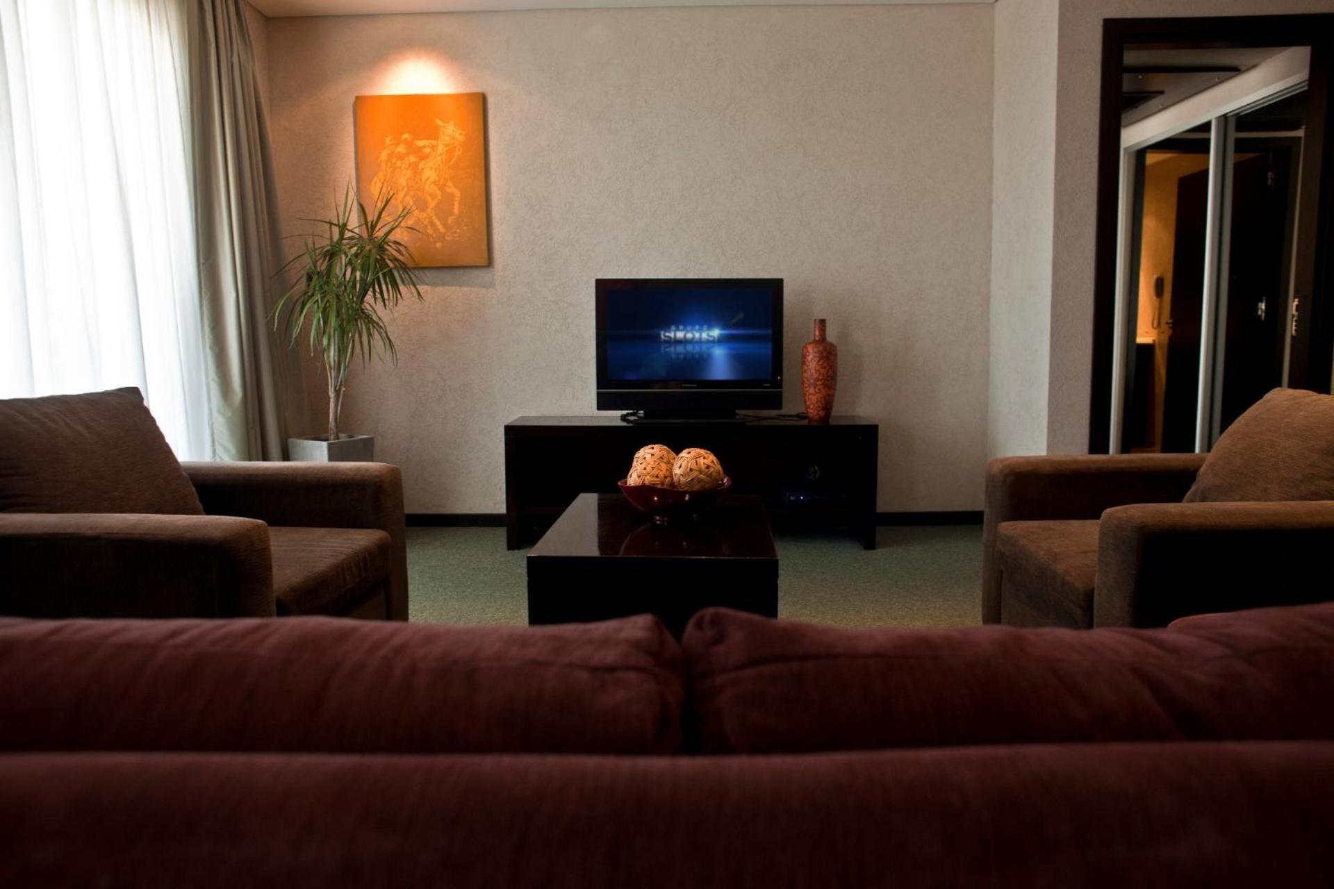 Epic San Luis Hotel 4*